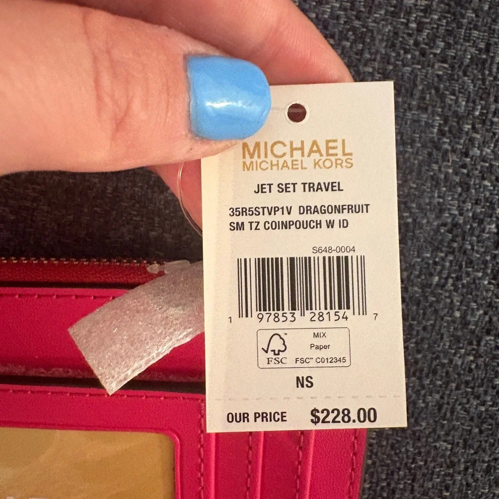 Michael Kors Vibrant Pink Card Holder - Picture 3 of 3